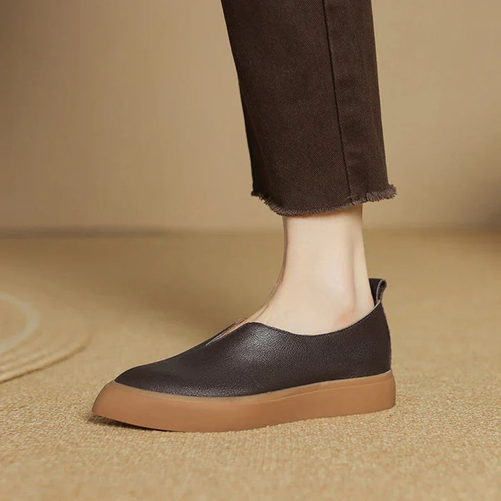 SIENNA CLASSIC LEATHER LOAFERS