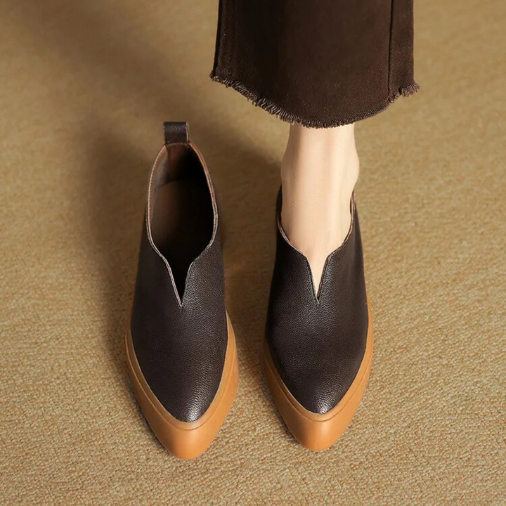 SIENNA CLASSIC LEATHER LOAFERS